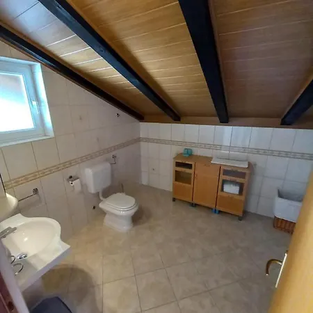 Preka Apartment